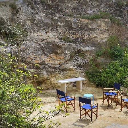 שיקלי Lilibeth Houses - Charming & Lovely Views מראה חיצוני תמונה