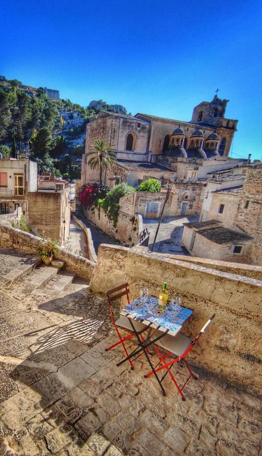 שיקלי Lilibeth Houses - Charming & Lovely Views מראה חיצוני תמונה